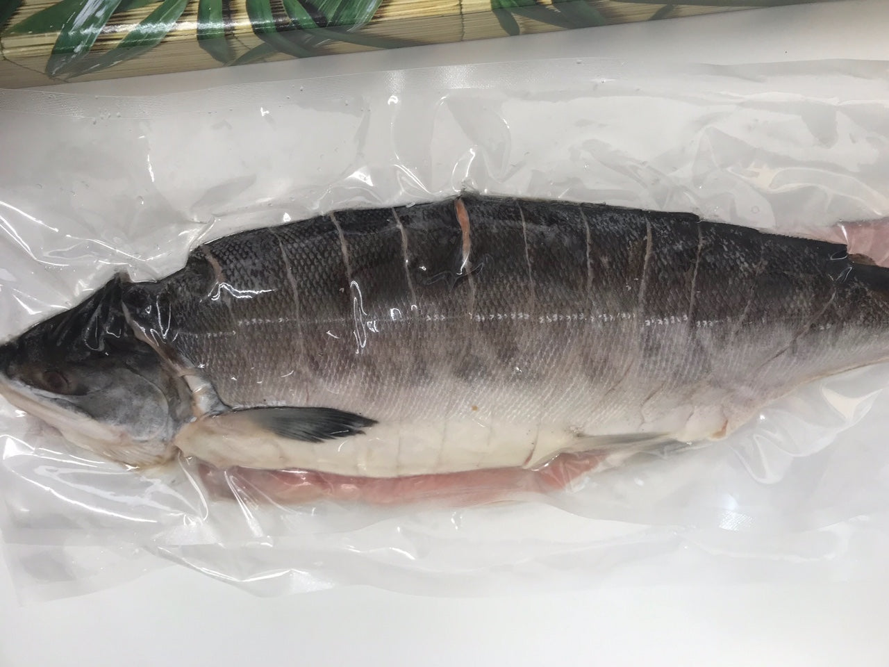 【基本送料無料】北洋沖獲り時鮭(スライス化粧箱入り)